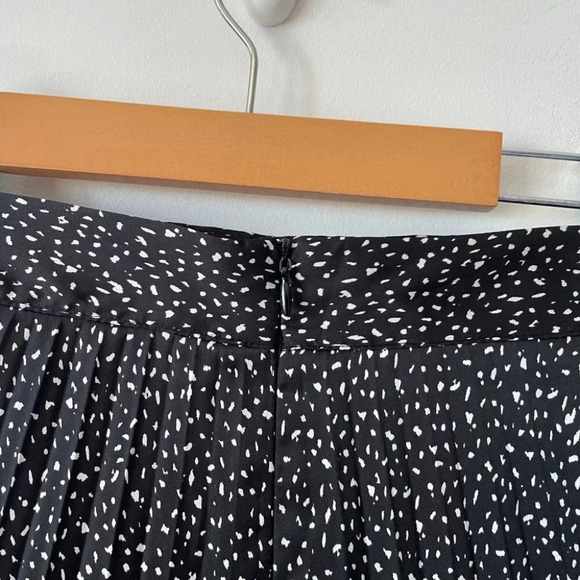 Zara Black White Pleated Satin Effect Polka Dot Print Midi Skirt Bloggers Fav S - Picture 9 of 11